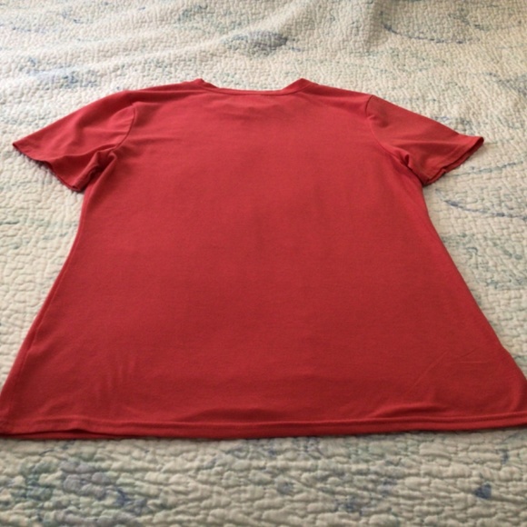 NWOT Pink short sleeved t shirt - Picture 2 of 4